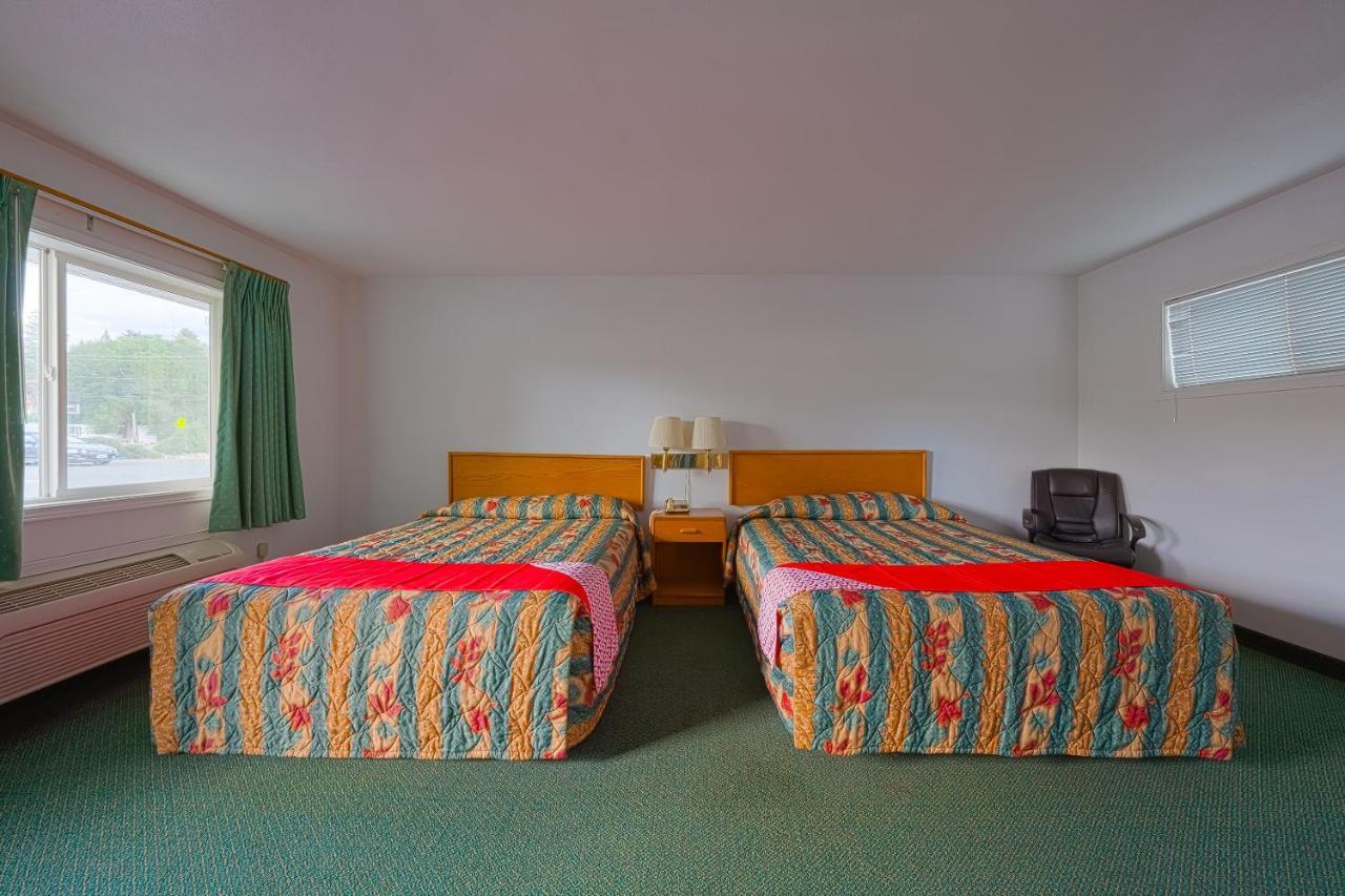 Oyo Riverside Inn John Day Or Buitenkant foto