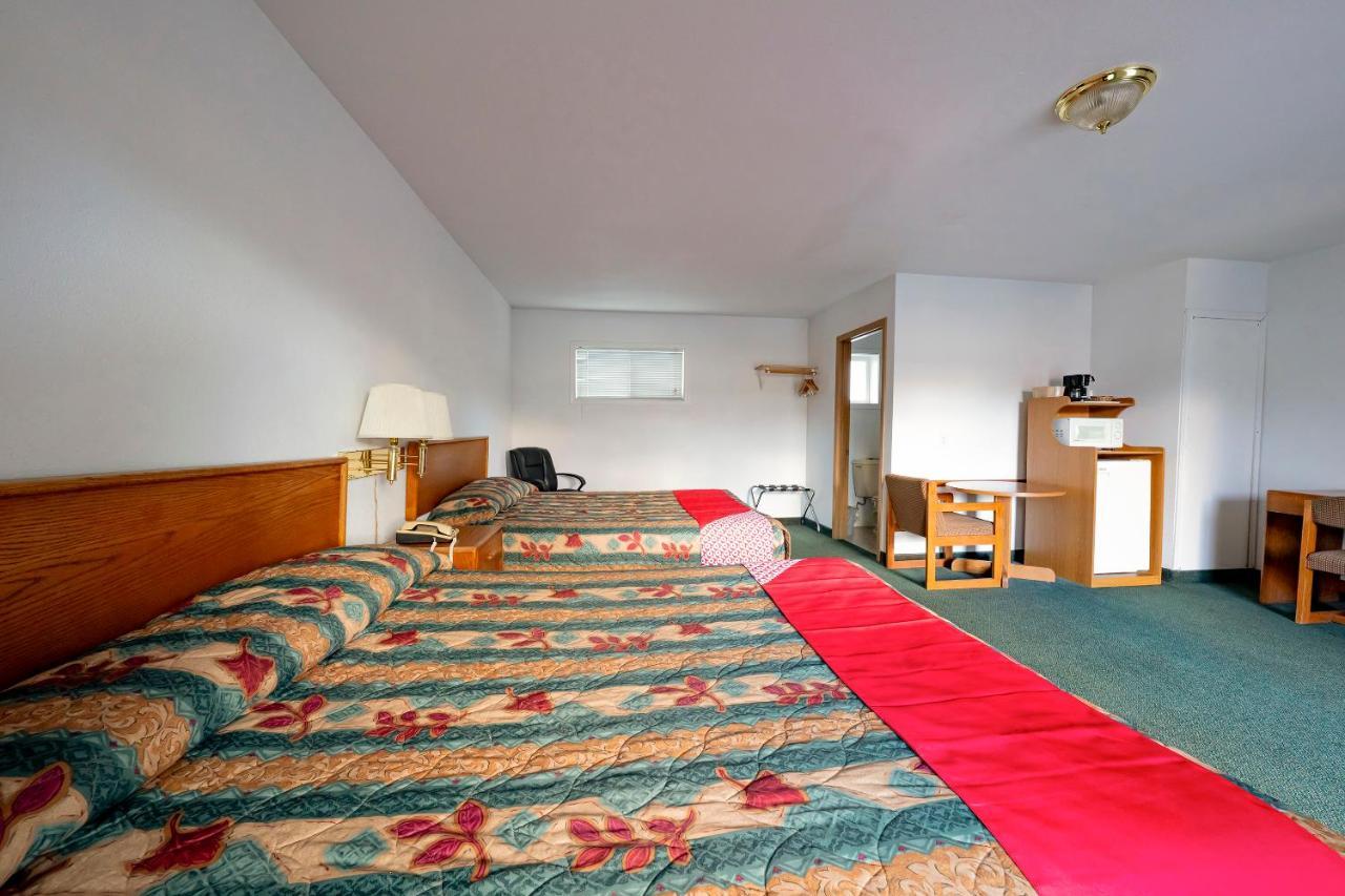 Oyo Riverside Inn John Day Or Buitenkant foto